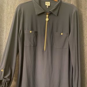 XL NAVY blouse, 2 pictures to show the navy color. Can wear sleeves two ways